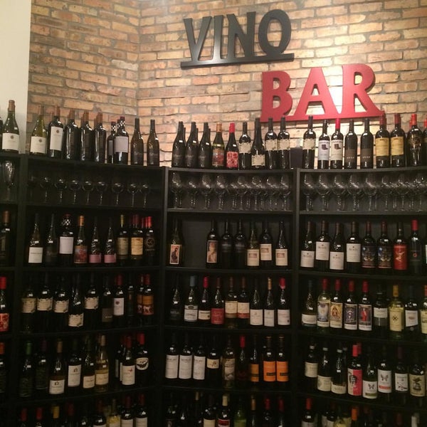 Foto scattata a TheYbor City Wine Bar da Kevin V. il 9/25/2015