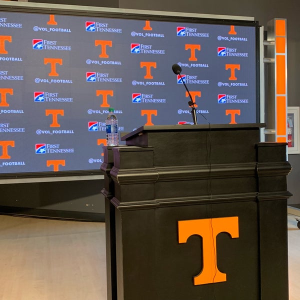 Brenda Lawson Athletic Center - University of Tennessee - 117 visitors