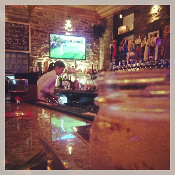 Photos At King S Corner Public House 603 Summit Ave Photo Taken At King 39 S Corner Public House By Matt M On