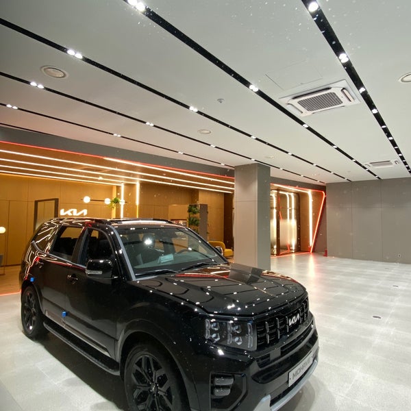 기아자동차 Car Dealership in 방배1동