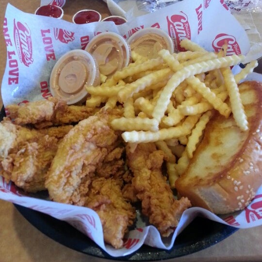 Photo taken at Raising Cane&#39;s Chicken Fingers by Shane aka The Geek on 2/5/2013