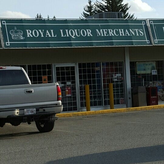 Royal Liquor Merchants Haysboro 9620 Elbow Drive SW