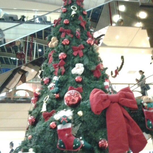 Photo taken at Mall Arauco Chillán by Guillermo Augusto J. on 12/24/2012