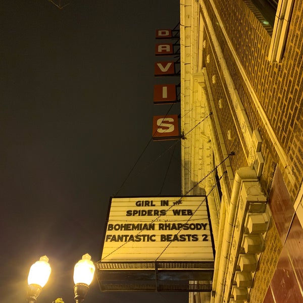 11/18/2018에 Gonzalo J.님이 Davis Theater에서 찍은 사진