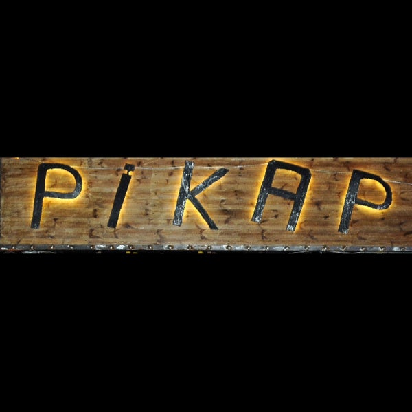 Foto tirada no(a) Pikap Cafe Bar Canlı Müzik por Pikap Cafe &amp; Pub em 2/20/2016