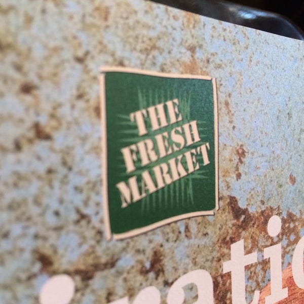 Foto tirada no(a) The Fresh Market por Ryan E. em 1/26/2014