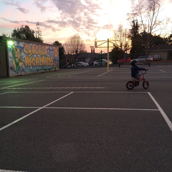 Crocker Highlands Elementary School Okul