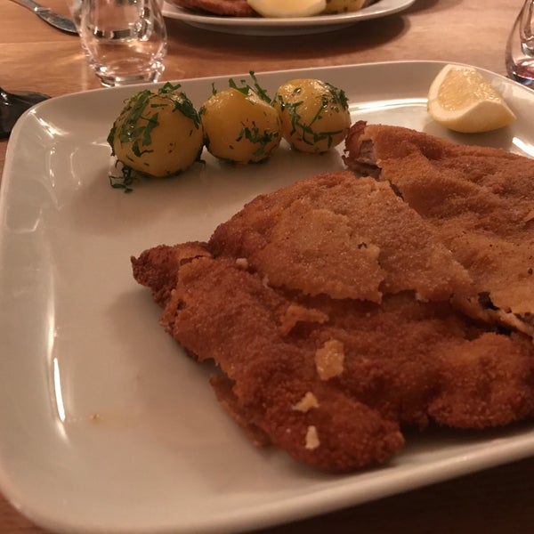 Good service. Friendly waitstaff. English spoken. Simple, Austrian centric wine list. I recommend the Wiener schnitzel, pumpkin soup, and a glass of zwiegelt to wash it down.