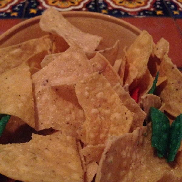 Foto diambil di Joselito&#39;s Mexican Food oleh Jimmy M. pada 6/16/2014