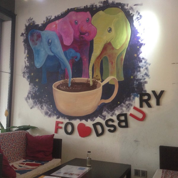Photo taken at Foodsbury Cafe by nur s. on 6/3/2018