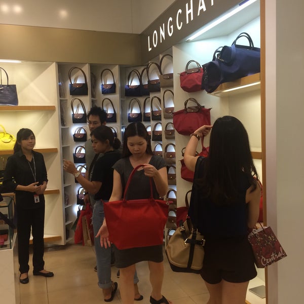 longchamp central ladprao