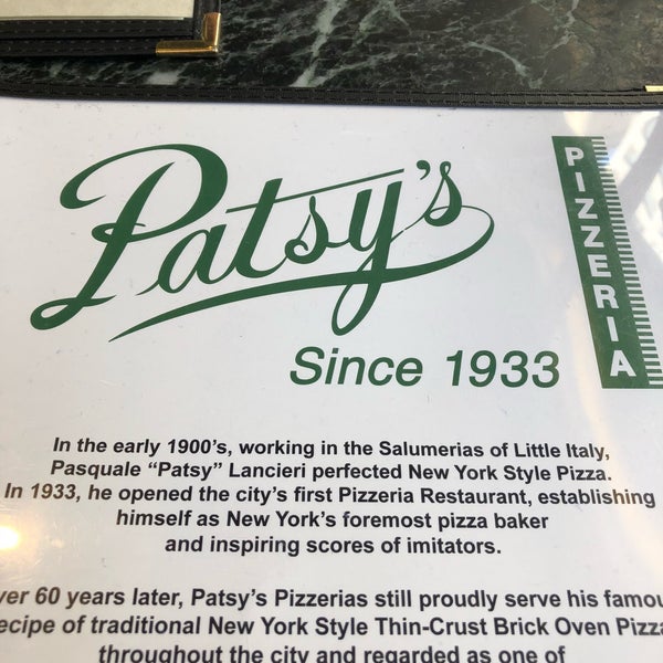 รูปภาพถ่ายที่ Patsy&#39;s Pizzeria โดย Candace H. เมื่อ 4/18/2018