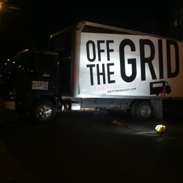 Photo taken at Off the Grid: Lake Merritt @ OMCA by Cathrine L. on 5/4/2013
