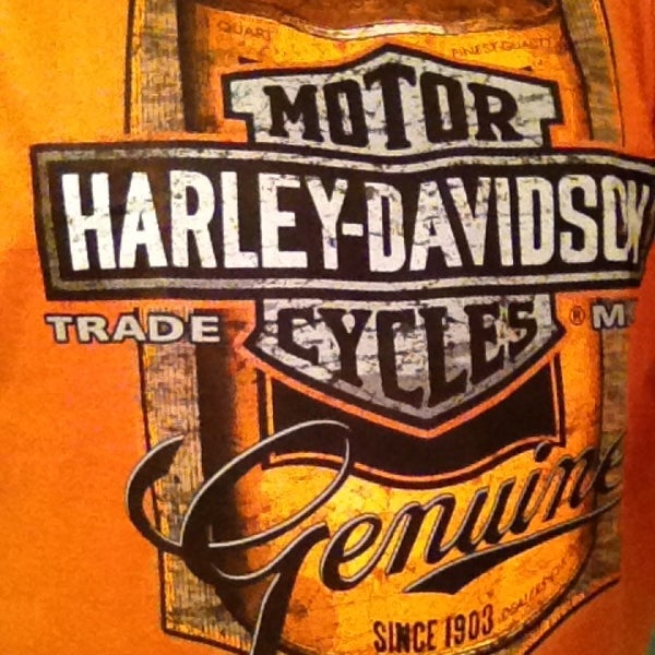Photo prise au Harley-Davidson of NYC par Michael M. le7/23/2013