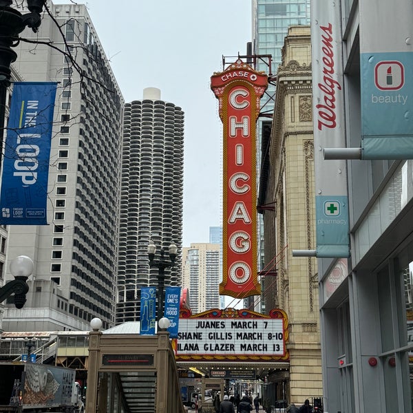 Foto tirada no(a) The Chicago Theatre por Jason B. em 2/16/2024