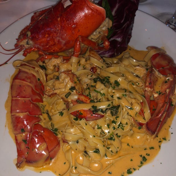 Photo taken at Osteria del Teatro by H 🇶🇦 on 9/21/2019