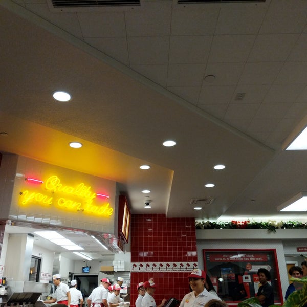 Photo taken at In-N-Out Burger by Adrienne S. on 6/2/2018