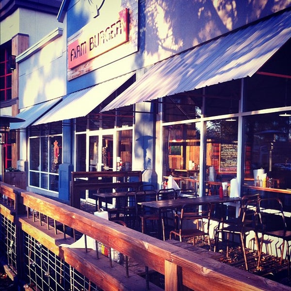 11/20/2012 tarihinde Danielleziyaretçi tarafından Modern Restaurant + Bar'de çekilen fotoğraf