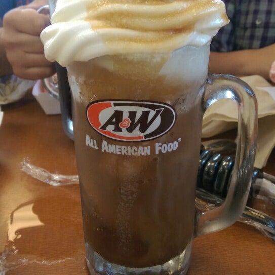 Photo taken at A&amp;W Restaurant by Lucie R. on 9/2/2014
