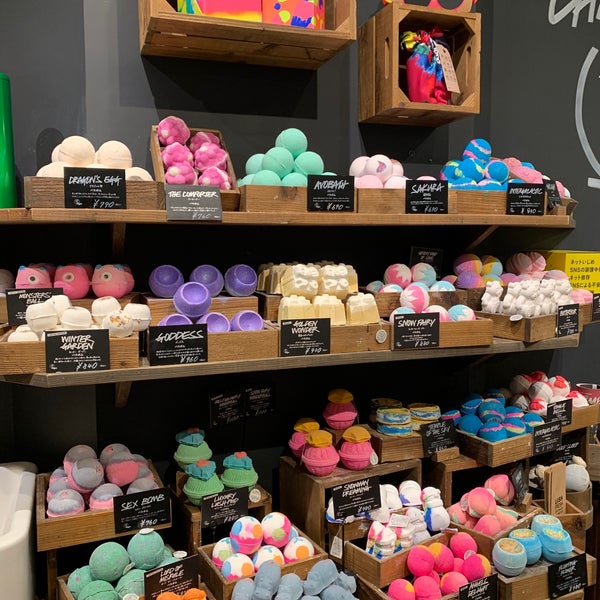 Lush 静岡店 Loja De Cosmeticos Em Shizuoka