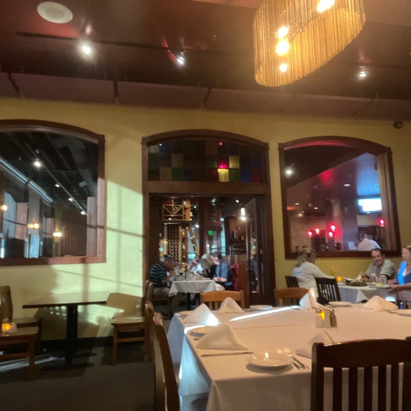 Foto scattata a Sutter Street Steakhouse da Ahsan A. il 7/15/2022