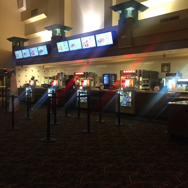 Fotos em Regal UA Olympus Pointe 520 N. Sunrise Avenue