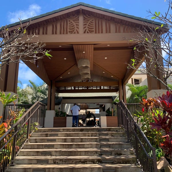 Photo taken at Sheraton Kauai Coconut Beach Resort by Ahsan A. on 2/12/2020