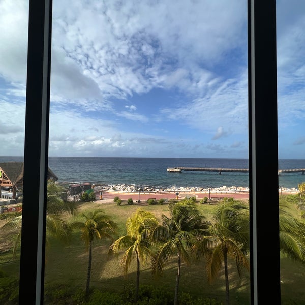 Photo prise au Renaissance Curacao Resort &amp; Casino par Ahsan A. le5/28/2022