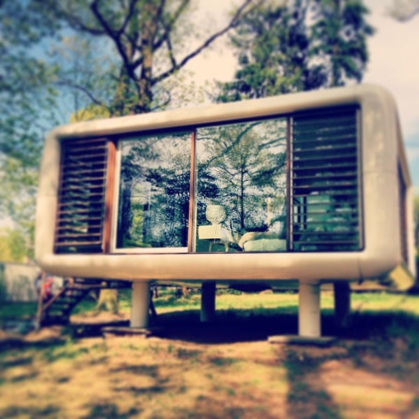 Haus Am Waldsee Now Closed Art Museum In Berlin