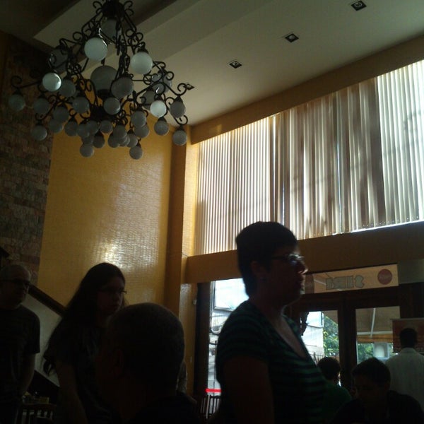 Foto diambil di Restaurante Siri oleh Gisele C. pada 6/8/2013