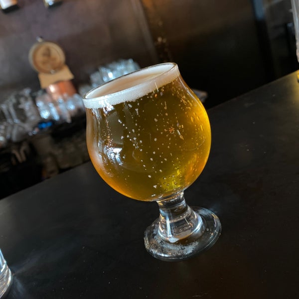 Lovecraft Alehouse Bottle Shop Smoke Kitchen 3128 E Cactus Rd