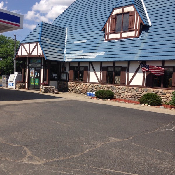 Fowlerville Farms Family Restaurant American Restaurant in Fowlerville