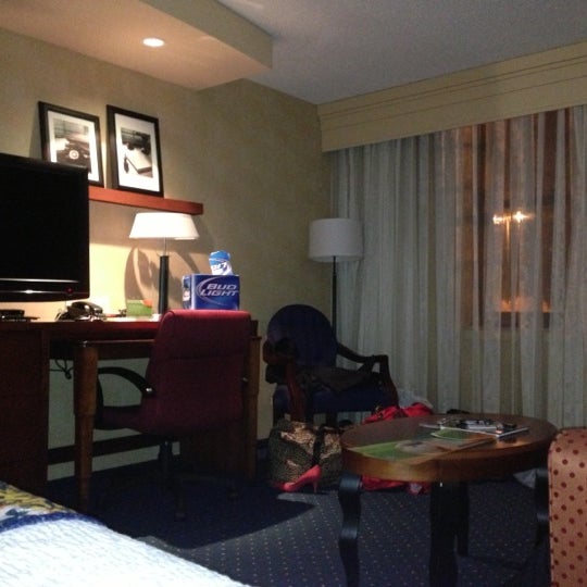 Photo taken at Courtyard by Marriott Newark-University of Delaware by Kevin D. on 4/13/2013