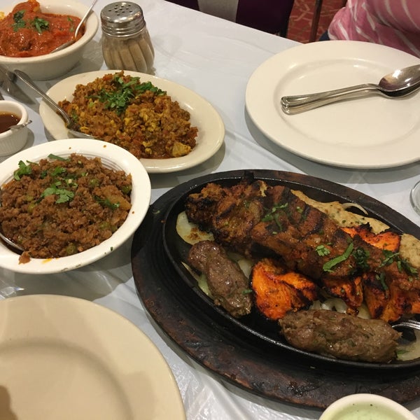 Das Foto wurde bei Aga&#39;s Restaurant &amp; Catering von Abbas K. am 12/10/2017 aufgenommen