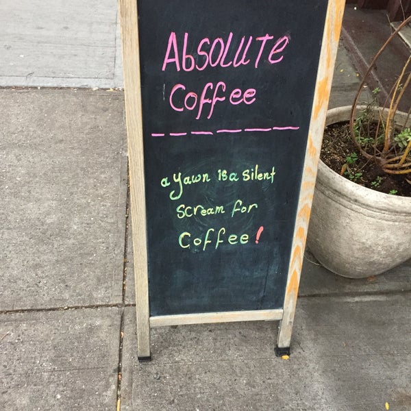 10/15/2017 tarihinde sjpziyaretçi tarafından Absolute Coffee'de çekilen fotoğraf
