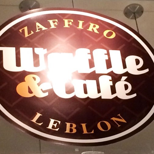 Photo taken at Zaffiro Waffle &amp; Café by Munir Jose Carlos M. on 5/2/2014