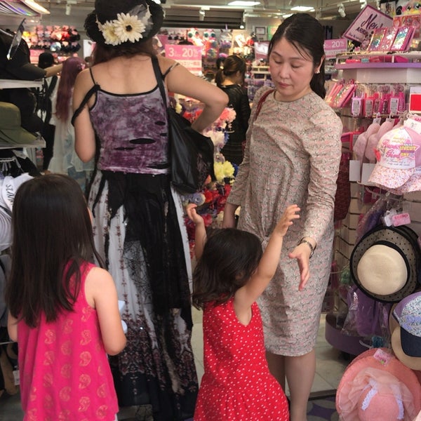 Claire S Ferme Maintenant 原宿 神宮前1 9 Claire S Ferme Maintenant 原宿 神宮前1 9