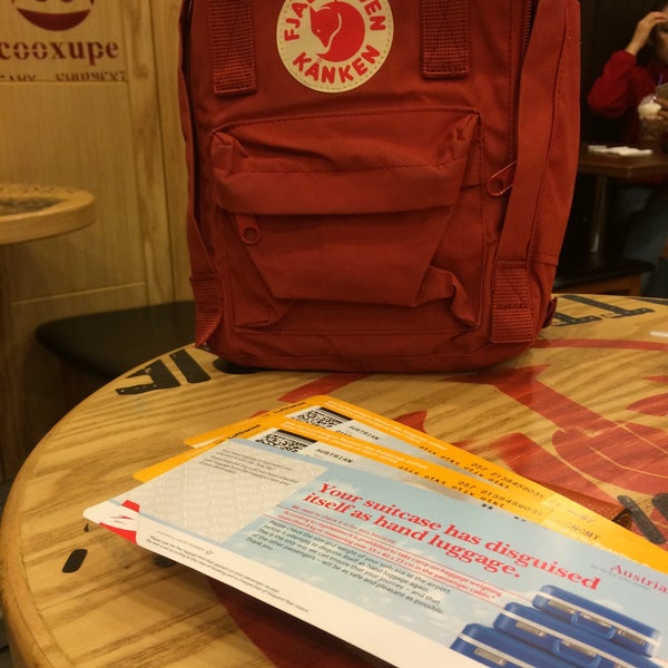 austrian airlines backpack