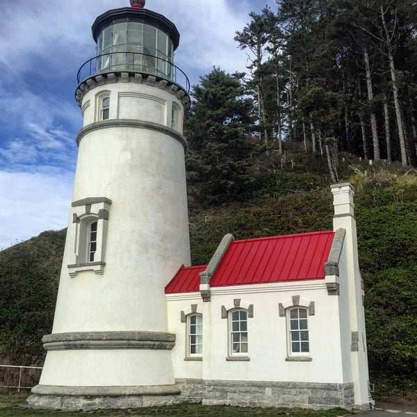 Photo taken at Heceta Lighthouse Bed &amp; Breakfast by Charlie F. on 10/19/2015