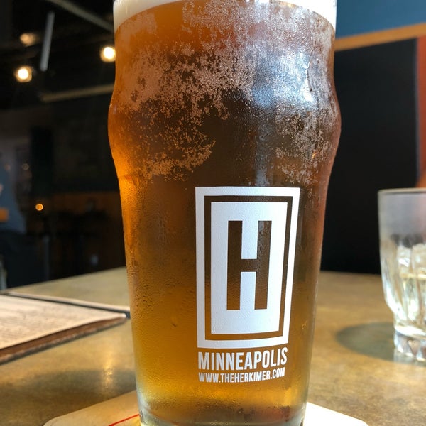 Снимок сделан в The Herkimer Pub &amp; Brewery пользователем grow_be 8/16/2019
