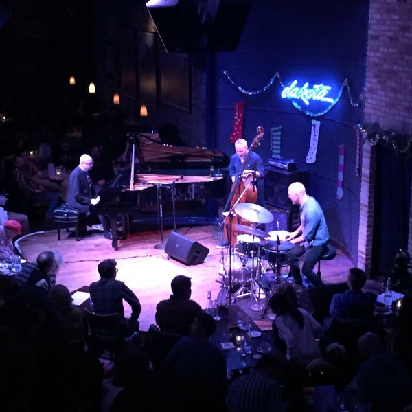 Foto scattata a Dakota Jazz Club &amp; Restaurant da grow_be il 12/23/2017