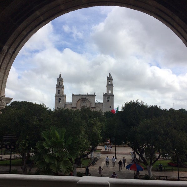 Photo taken at Palacio Municipal de Mérida by Carlos L. on 12/24/2015