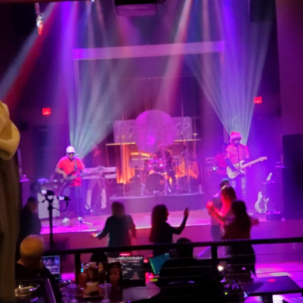 Foto tirada no(a) Hard Rock Cafe Four Winds por Shawn M. em 12/15/2019