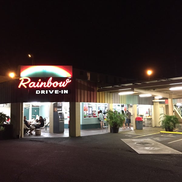 Photo taken at Rainbow Drive-In by Jonathan K. on 1/10/2016