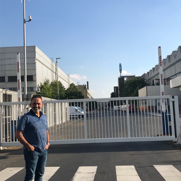 Mercedes Benz Werk Dusseldorf Factory In Derendorf