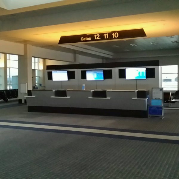 Photo taken at Lehigh Valley International Airport (ABE) by Robert A. on 1/7/2017