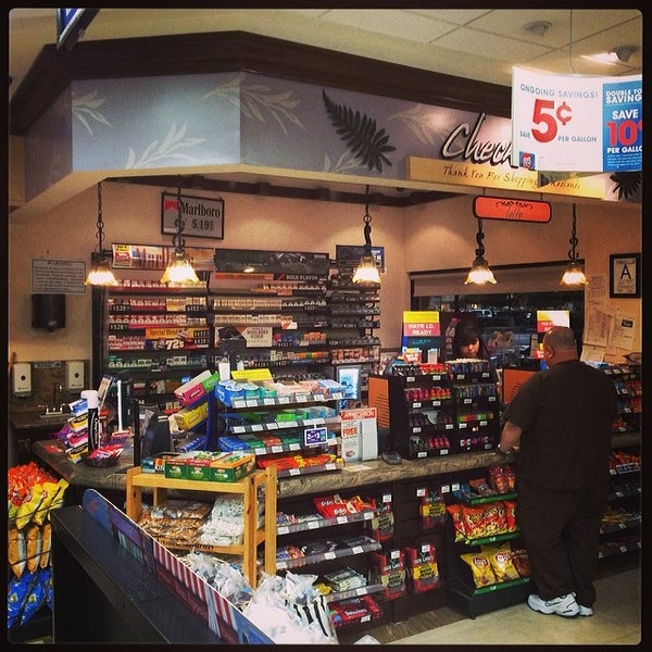 Redlands Car Wash Automotive Shop in Redlands