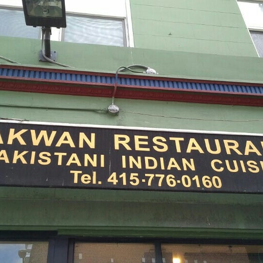 Photo taken at Pakwan Indian Restaurant by Minhua Z. on 5/25/2016