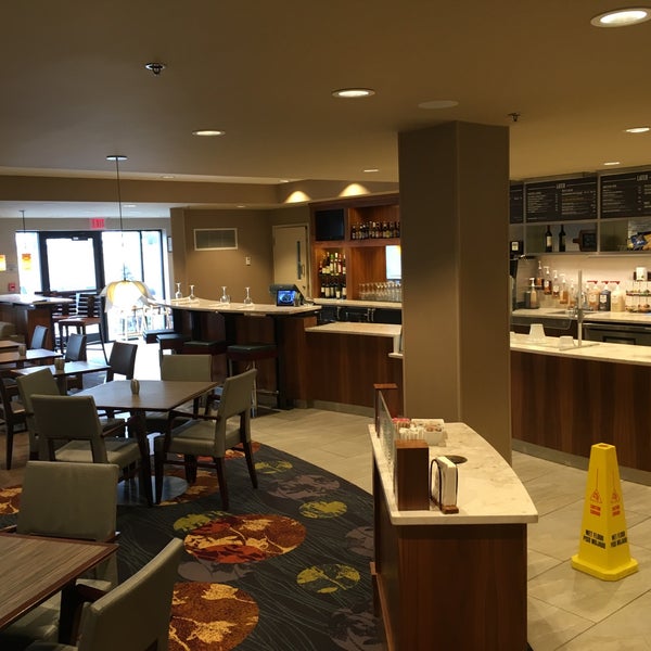 Photo taken at Courtyard by Marriott Ithaca Airport/University by Mark on 1/30/2016