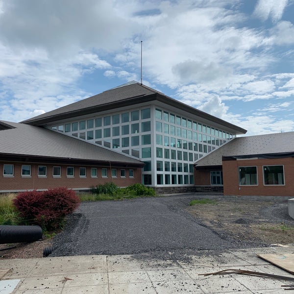 Foto tirada no(a) Ithaca Tompkins Regional Airport (ITH) por Mark em 7/3/2019